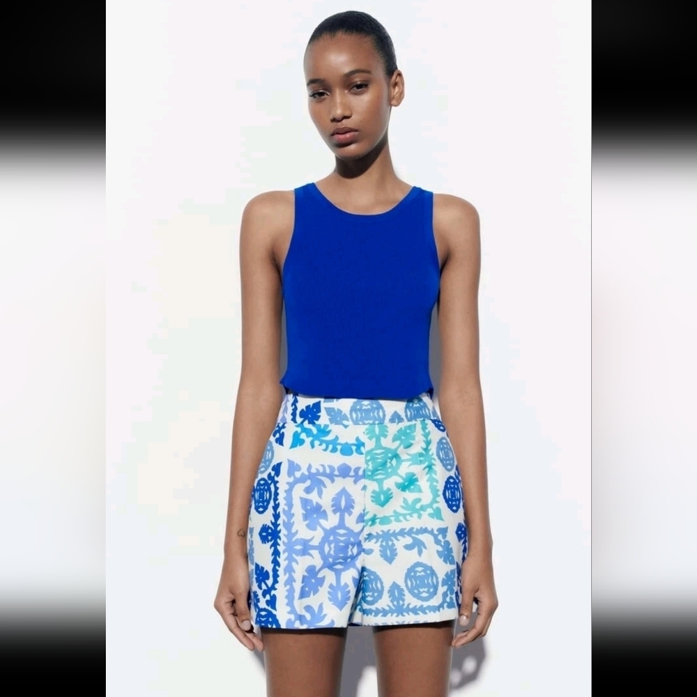 ZARA Blue And Cream Women High Waist Short Size XS Side Zipper Resortwear